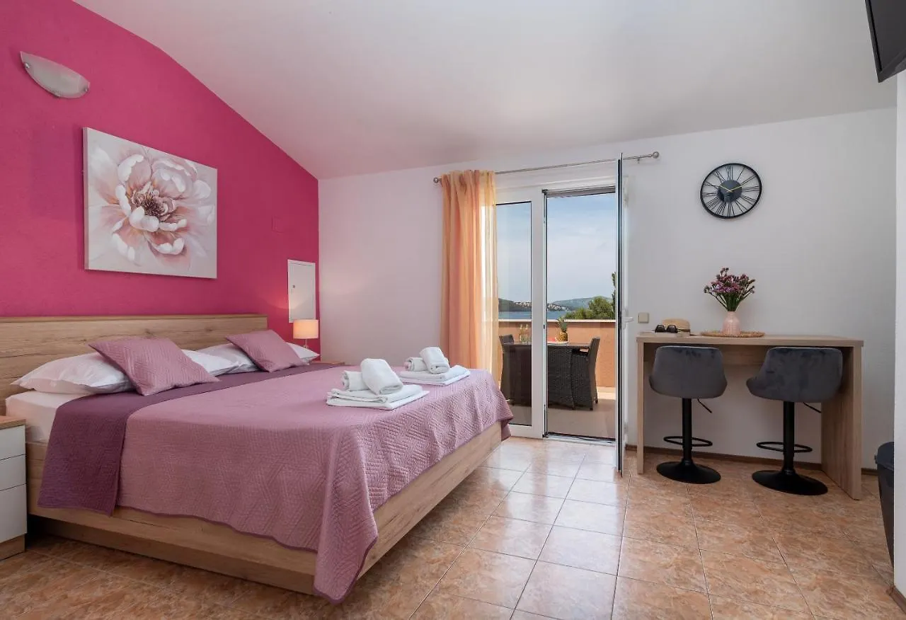 Apartments Villa Magdalena Trogir Croatia