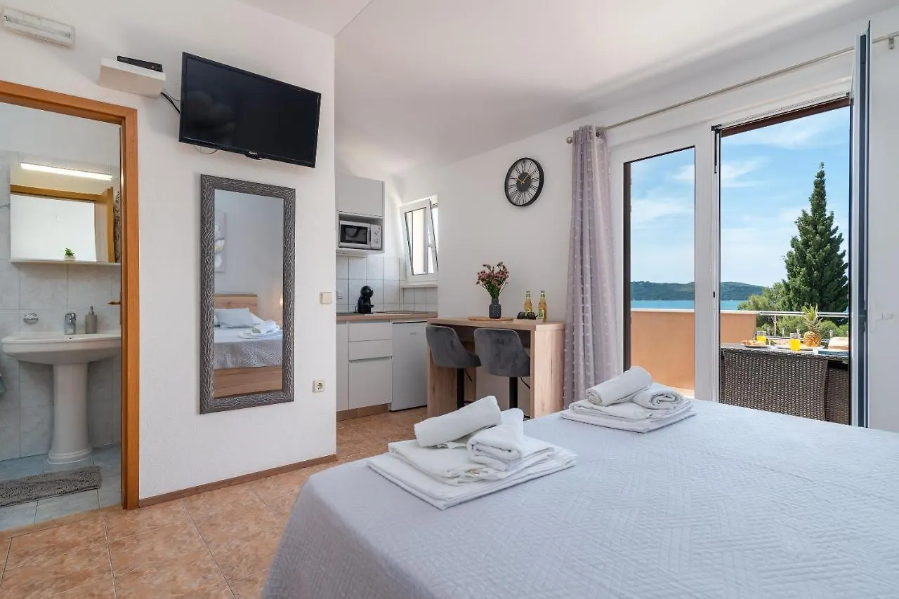 Apartments Villa Magdalena Trogir 0*,